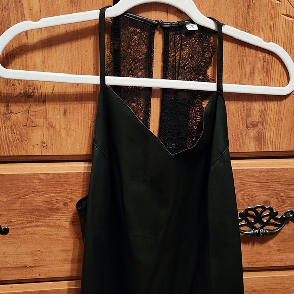 Leather Cami with Lace Details - Picture 4 of 8